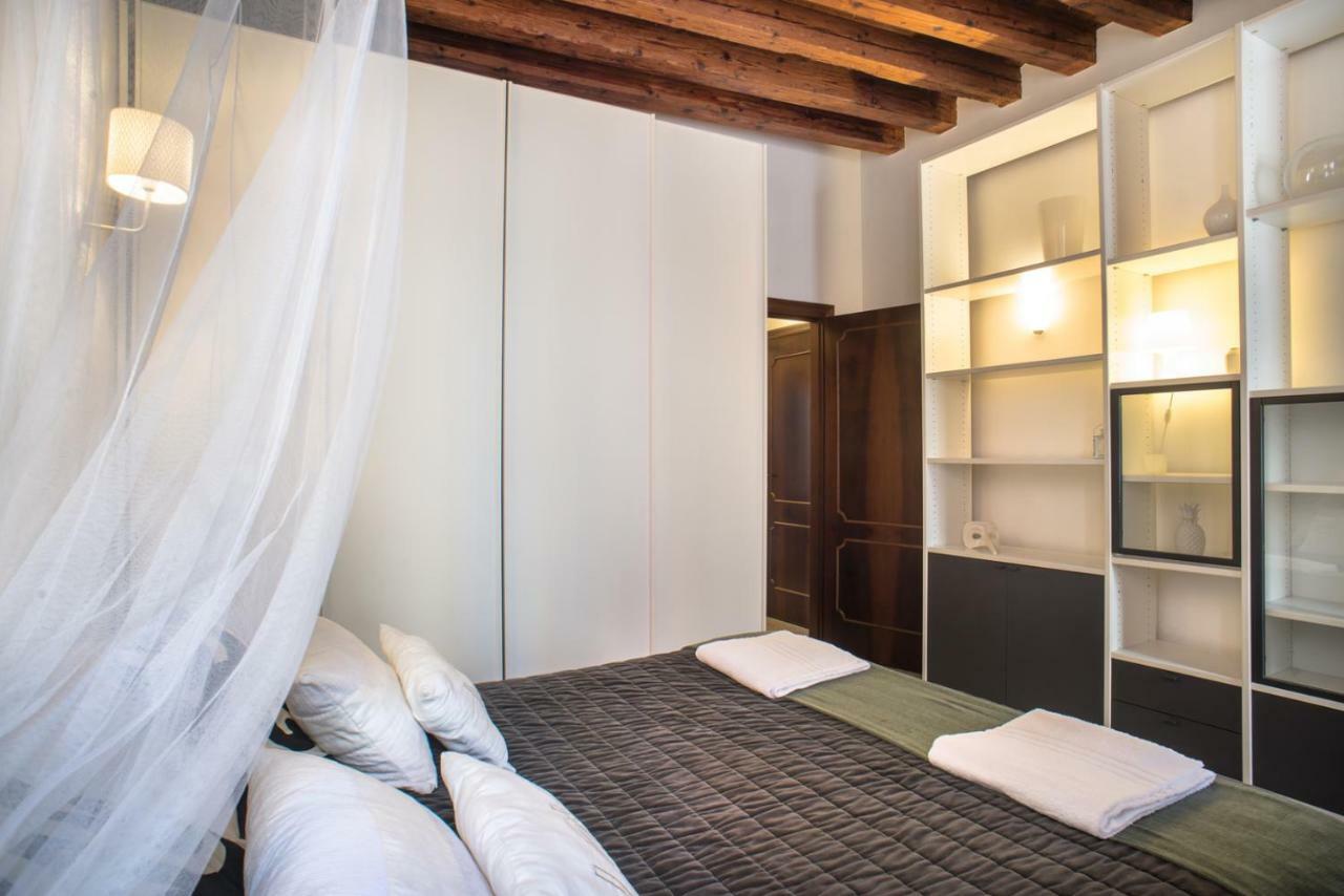 Terrazzina - Romantic Pied A Terre At The Heart Of Cannaregio District Венеція Екстер'єр фото