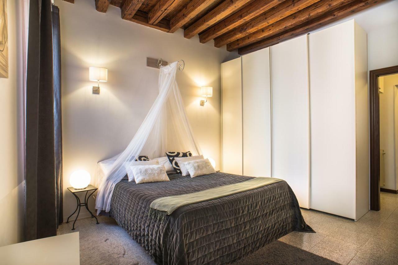 Terrazzina - Romantic Pied A Terre At The Heart Of Cannaregio District Венеція Екстер'єр фото